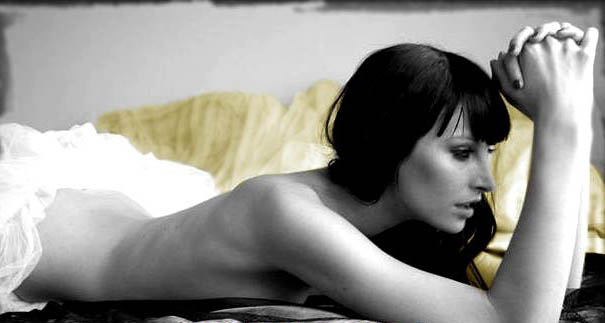 Ива Фрюлингова голая. Фото - 7