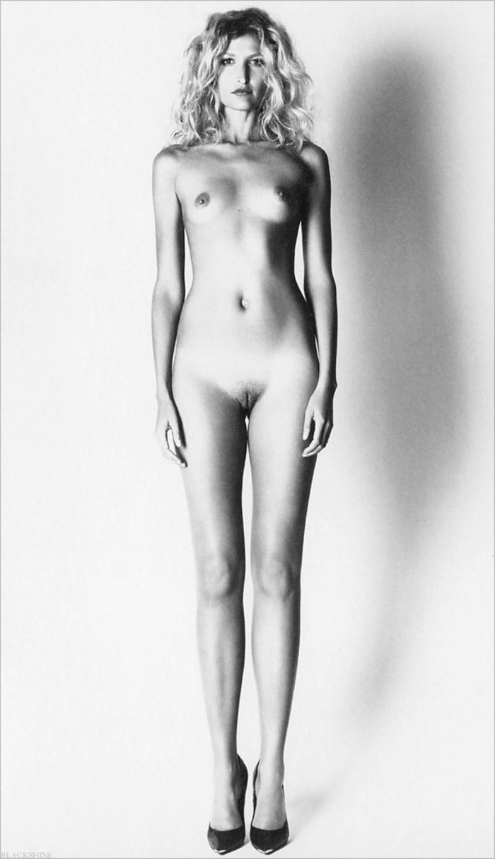 Тереза Максова голая. Фото - 6