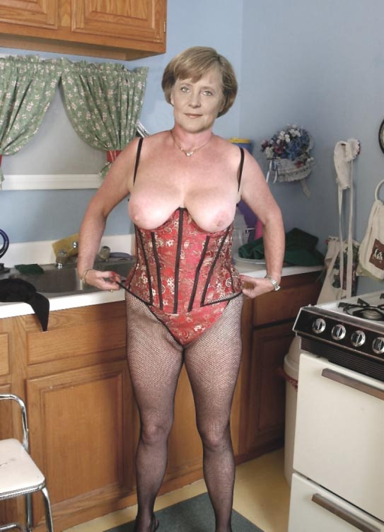 Ангела Меркель голая. Фото - 84