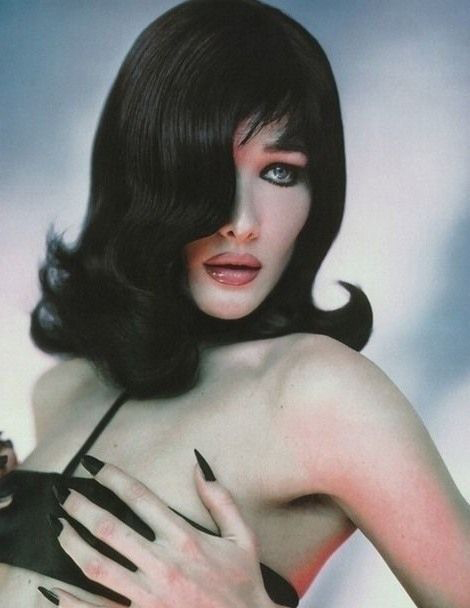 Carla Bruni Nackt und Sexy. Foto - 30