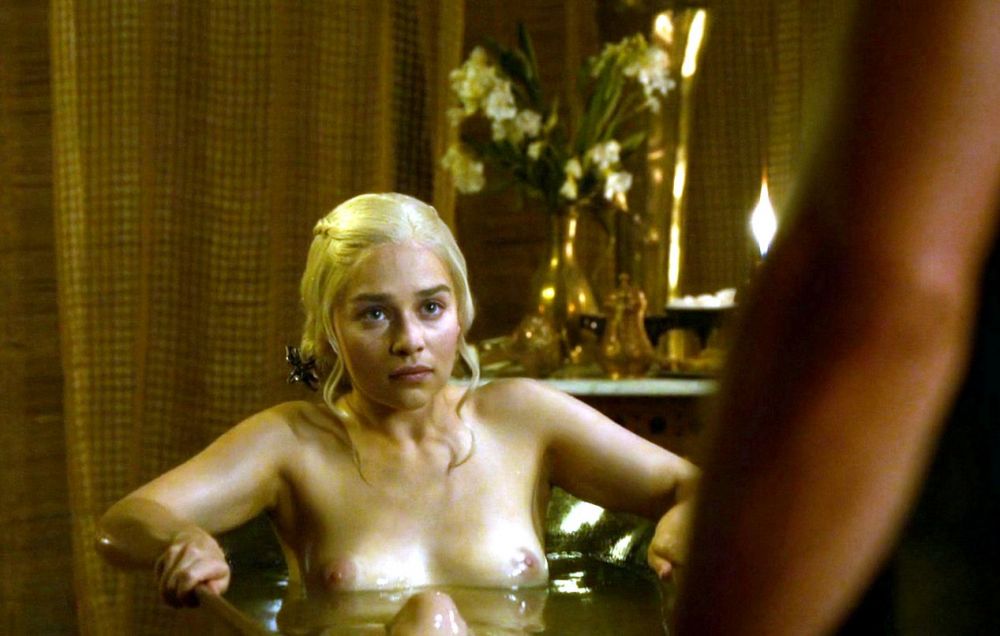 Emilia Clarke Nackt und Sexy. Foto - 3