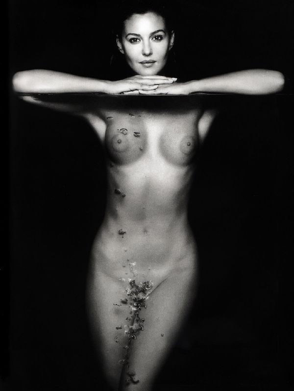 Monica Bellucci Nackt und Sexy. Foto - 26