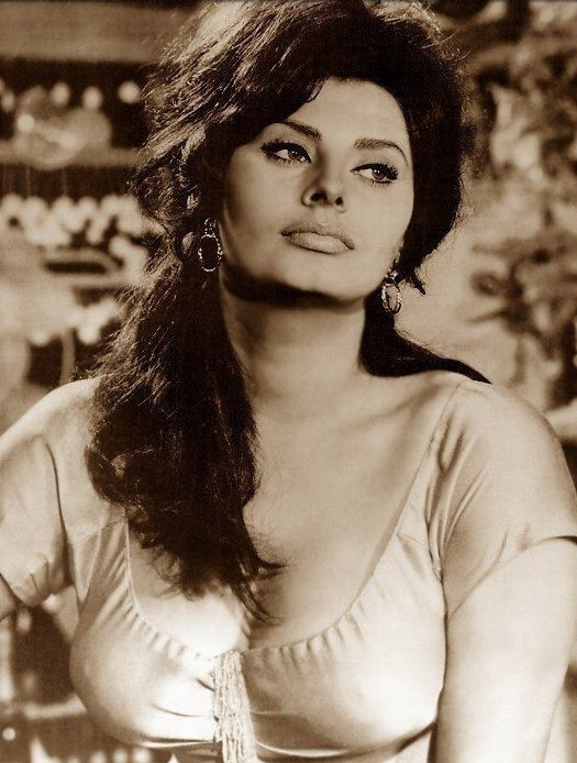 Sophia Loren Nackt und Sexy. Foto - 30