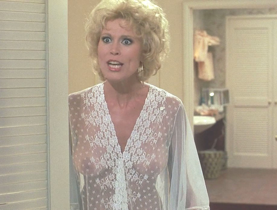 Leslie Easterbrook Nackt und Sexy. Foto - 7